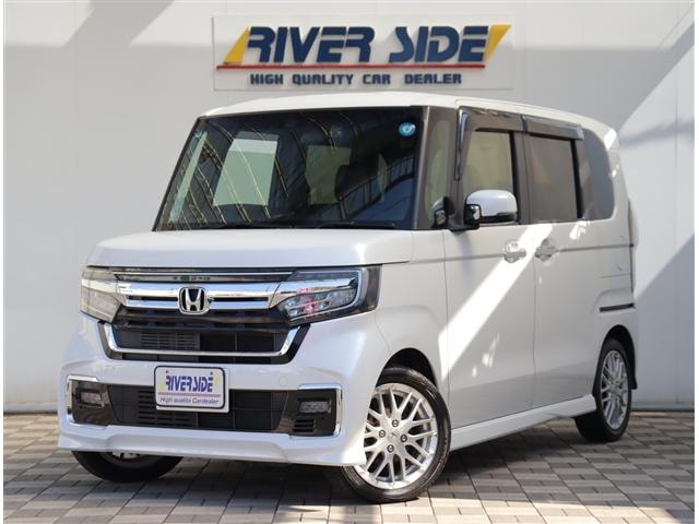 Honda N-BOX CUSTOM 2022 — фото автомобиля 1
