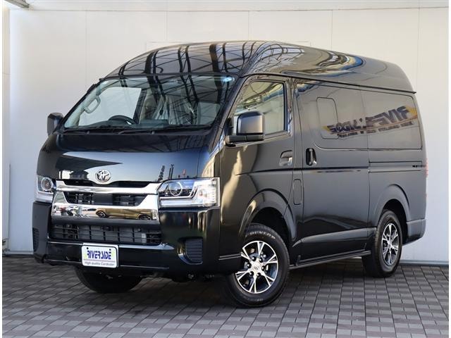Toyota HIACE VAN 2026 — фото автомобиля
