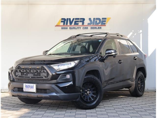 Toyota RAV4 2021 — фото автомобиля 1