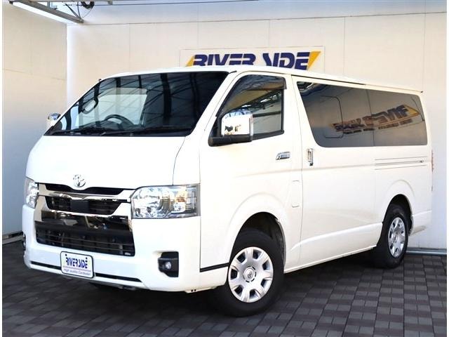 Toyota HIACE VAN 2023 — фото автомобиля 1