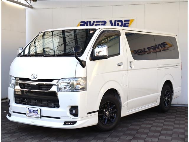 Toyota HIACE VAN 2023 — фото автомобиля
