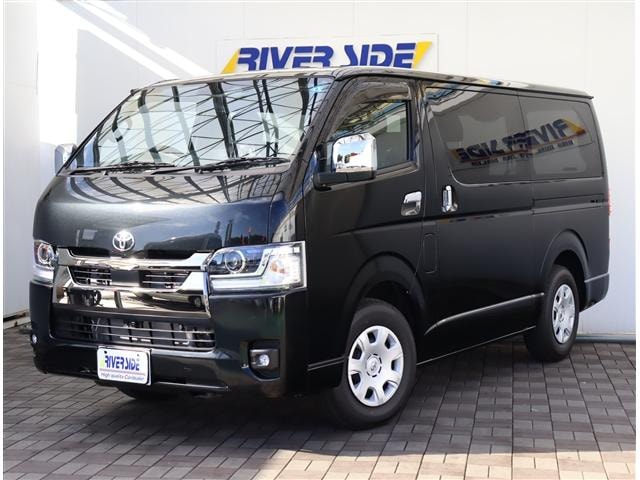 Toyota HIACE VAN 2026 — фото автомобиля