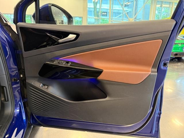 Миниатюра 11