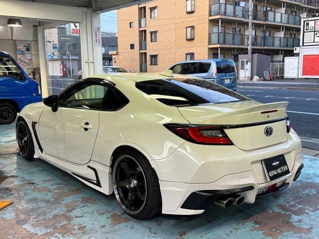 Миниатюра 28