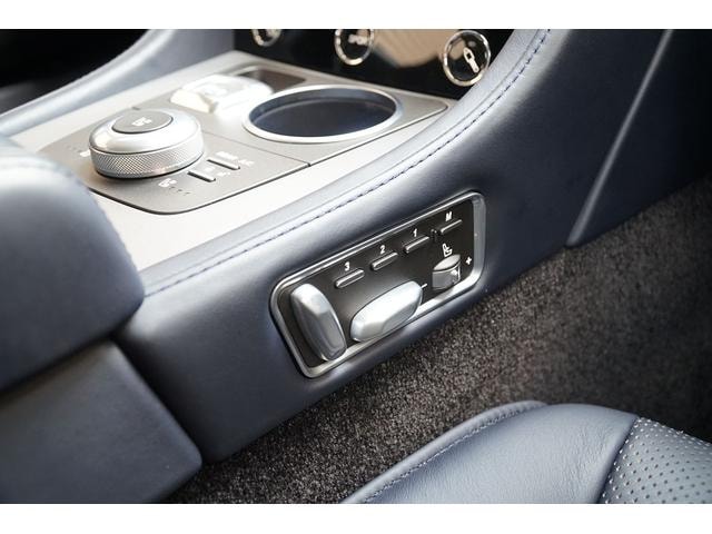 Aston Martin RAPIDE 2016 — фото автомобиля 1