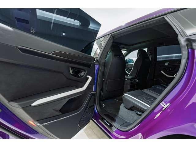 Lamborghini URUS 2025 — фото автомобиля 1