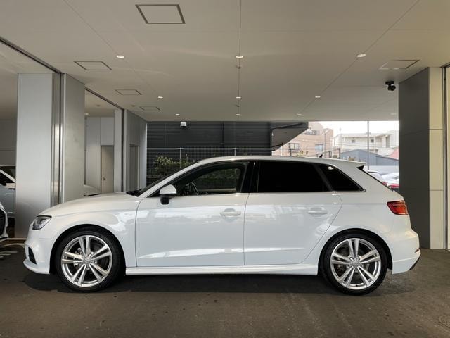 Audi A3 2020 — фото автомобиля 1
