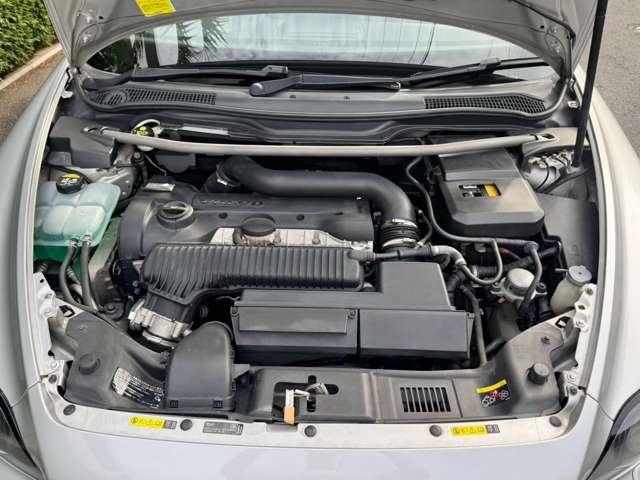 Volvo C70 2007 — фото автомобиля 1
