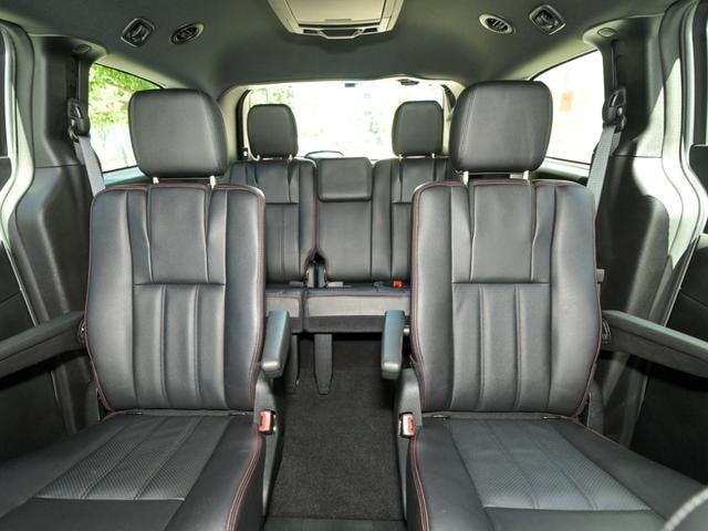 Dodge GRAND CARAVAN 2020 — фото автомобиля 1