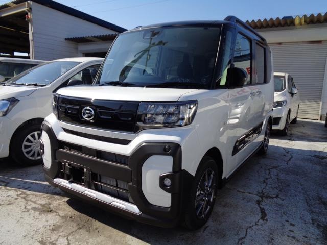 Daihatsu TANTO 2025 — фото автомобиля 1