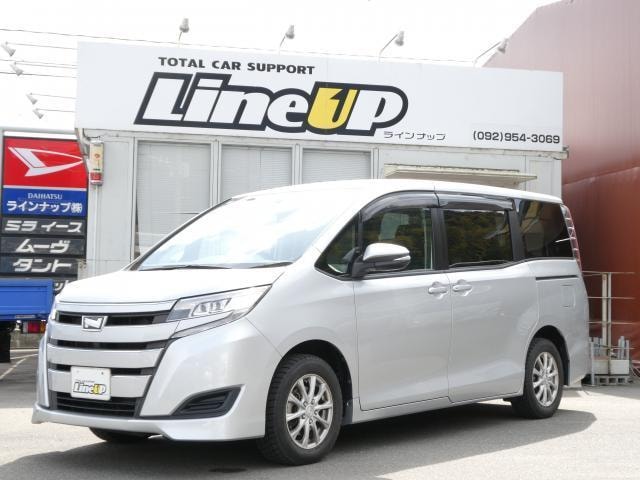 Toyota NOAH 2018 — фото автомобиля 1