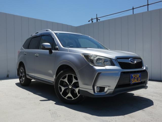 Subaru FORESTER 2013 — фото автомобиля