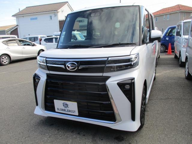 Daihatsu TANTO 2025 — фото автомобиля 1