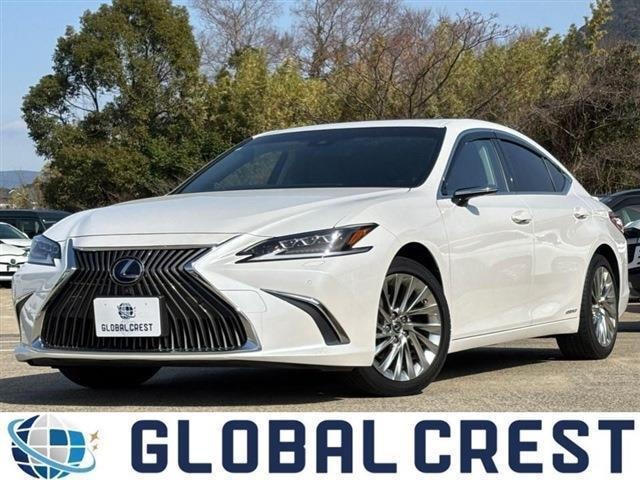 Lexus ES 2019 — фото автомобиля 1