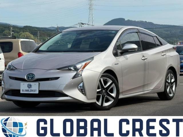 Toyota PRIUS 2016 — фото автомобиля 1