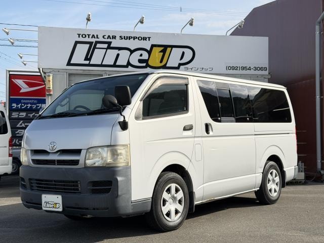 Toyota HIACE VAN 2004 — фото автомобиля