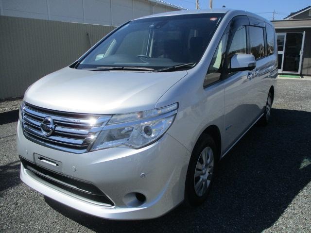 Nissan SERENA 2015 — фото автомобиля