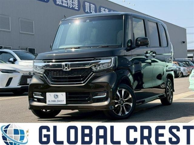 Honda N-BOX CUSTOM 2018 — фото автомобиля 1