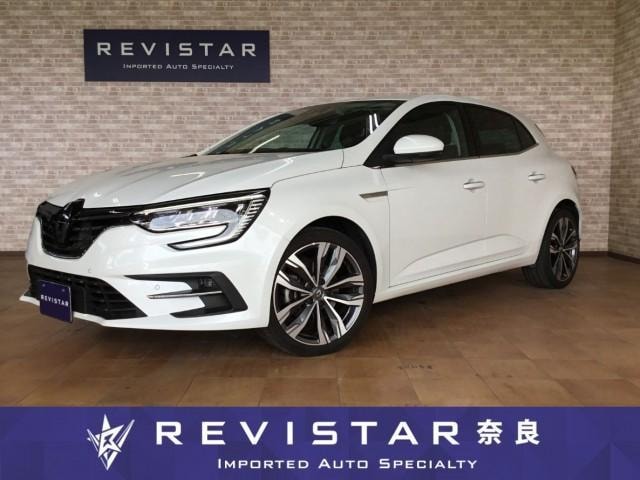 Renault MEGANE 2022 — фото автомобиля 1