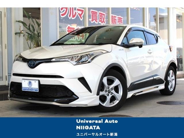 Toyota C-HR 2017 — фото автомобиля 1