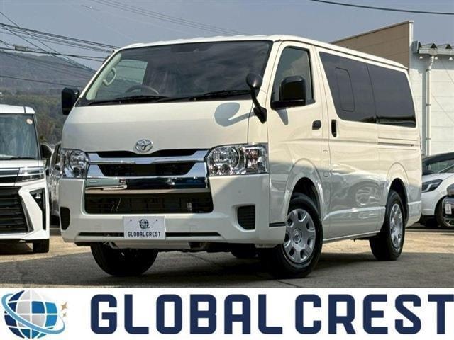 Toyota HIACE VAN 2026 — фото автомобиля 1