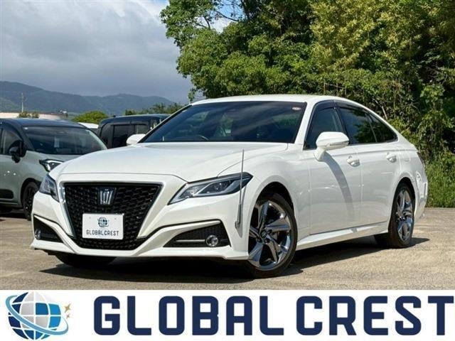 Toyota CROWN 2018 — фото автомобиля 1