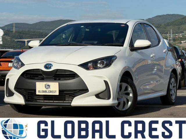 Toyota YARIS 2023 — фото автомобиля