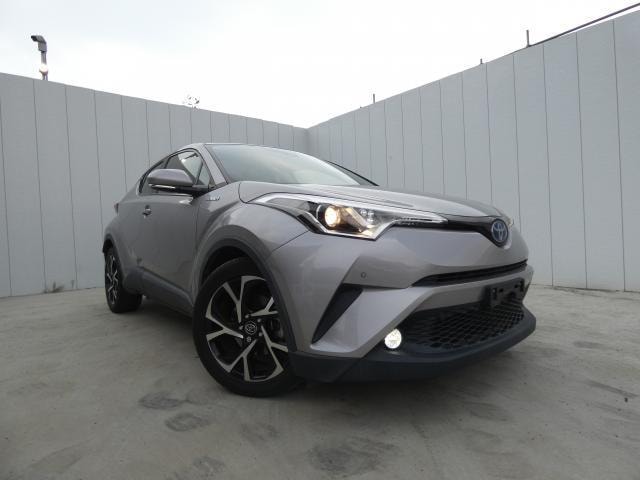 Toyota C-HR 2017 — фото автомобиля 1