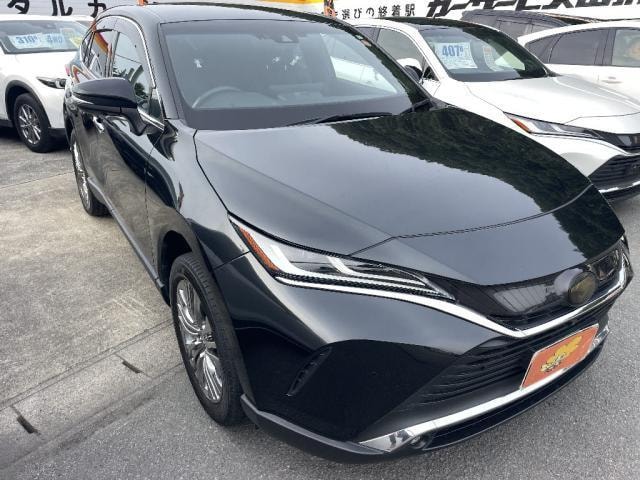 Toyota HARRIER HYBRID 2023 — фото автомобиля