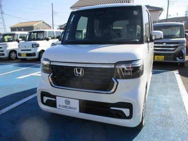 Honda N-BOX CUSTOM 2026 — фото автомобиля 1