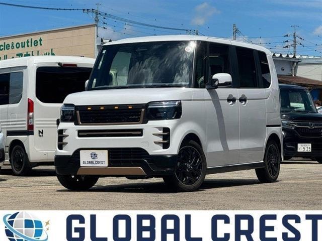Honda N-BOX CUSTOM 2024 — фото автомобиля 1