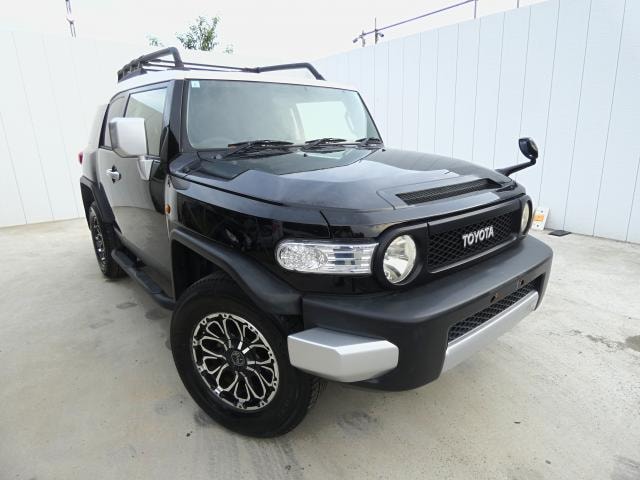 Toyota FJ CRUISER 2013 — фото автомобиля 1
