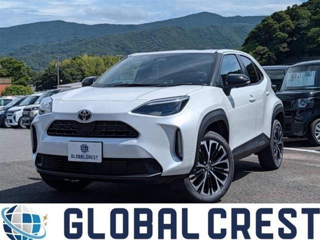 Toyota YARIS CROSS 2026 — фото автомобиля