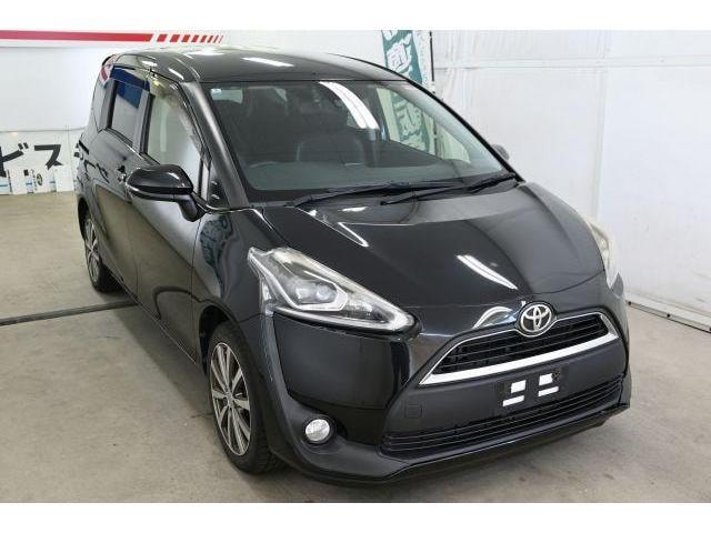 Toyota SIENTA 2018 — фото автомобиля 1