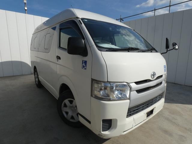 Toyota HIACE VAN 2015 — фото автомобиля 1