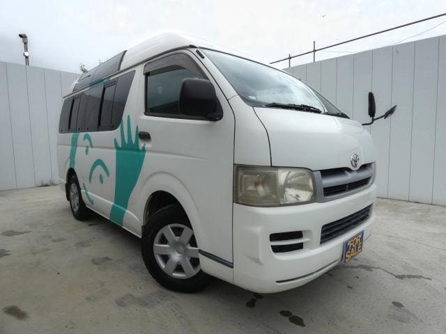 Toyota HIACE VAN 2006 — фото автомобиля 1