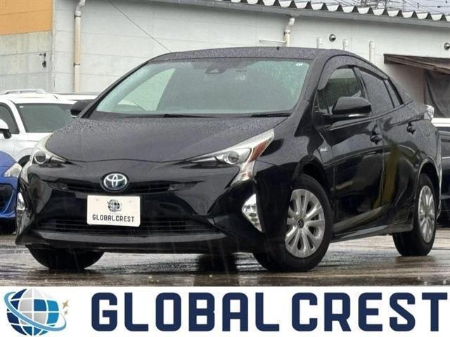 Toyota PRIUS 2018 — фото автомобиля 1