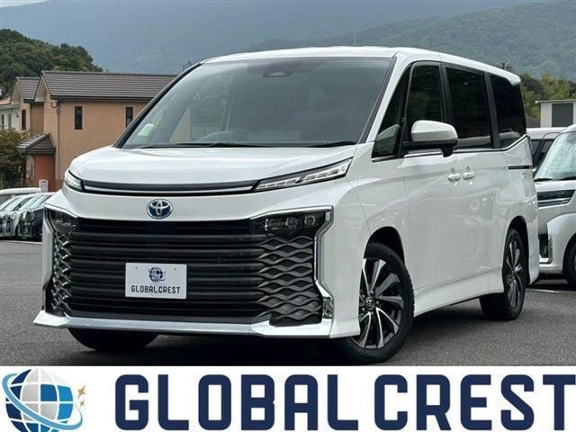 Toyota VOXY 2025 — фото автомобиля 1