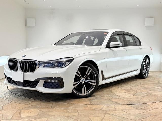 Bmw 7 SERIES 2016 — фото автомобиля