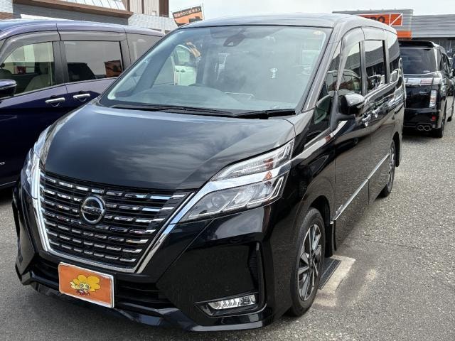 Nissan SERENA 2021 — фото автомобиля 1