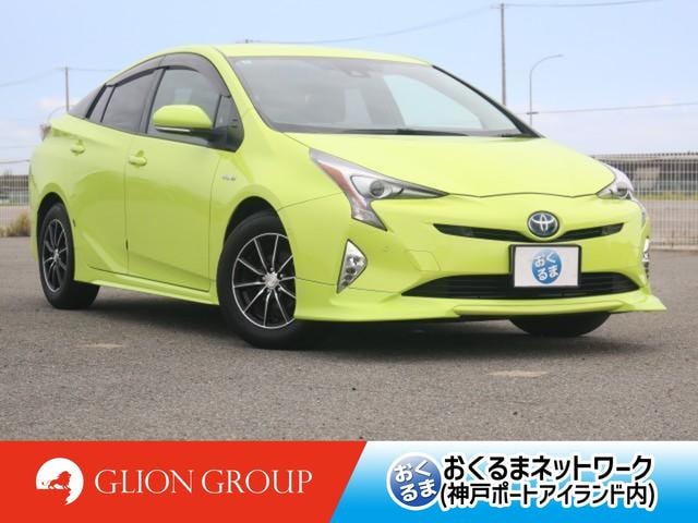 Toyota PRIUS 2016 — фото автомобиля 1