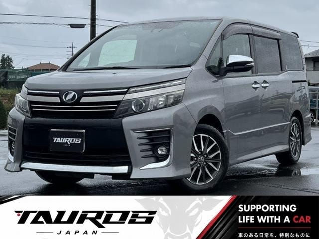 Toyota VOXY 2017 — фото автомобиля