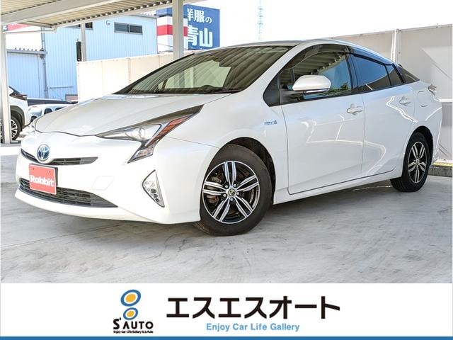 Toyota PRIUS 2016 — фото автомобиля 1