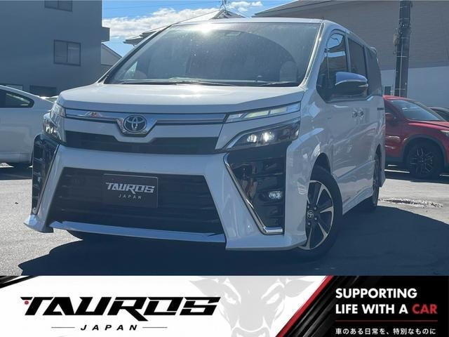 Toyota VOXY 2021 — фото автомобиля