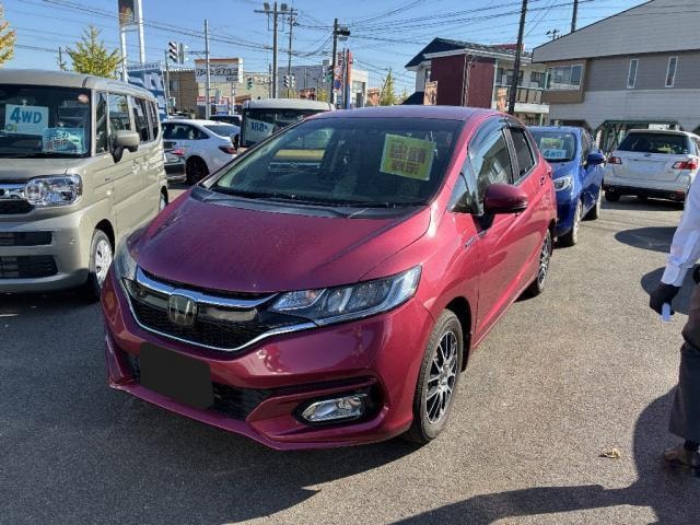 Honda FIT HYBRID 2018 — фото автомобиля