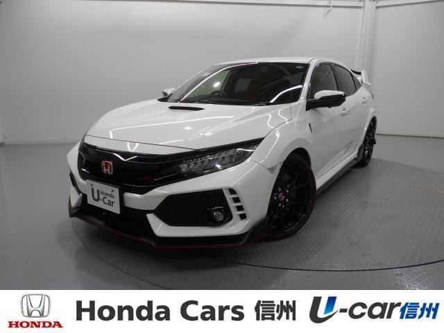 Honda CIVIC 2018 — фото автомобиля 1
