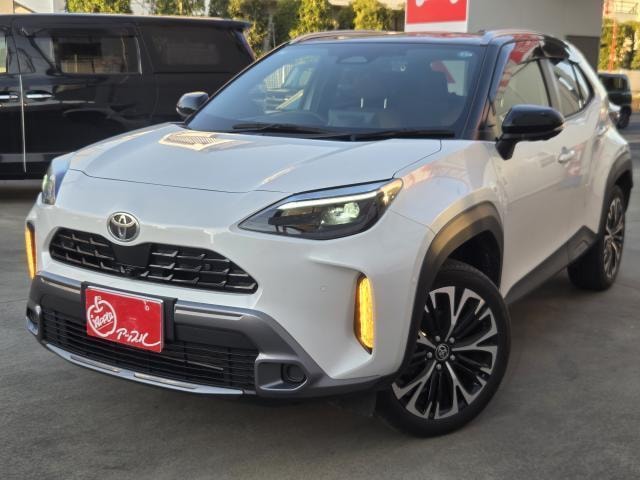 Toyota YARIS CROSS 2025 — фото автомобиля