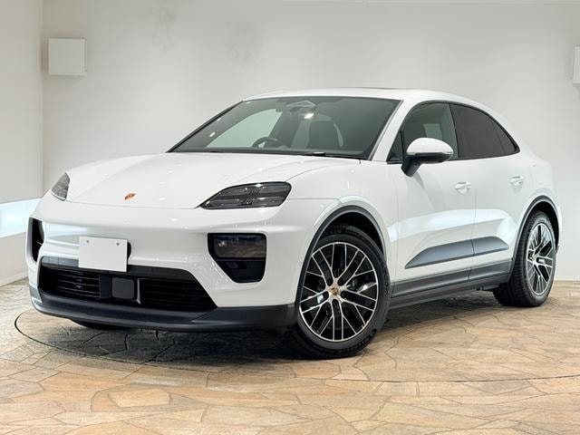Porsche MACAN ELECTRIC 2025 — фото автомобиля