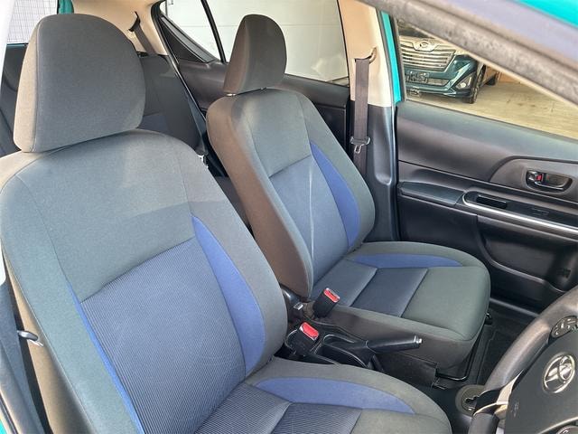 Toyota AQUA 2017 — фото автомобиля 1