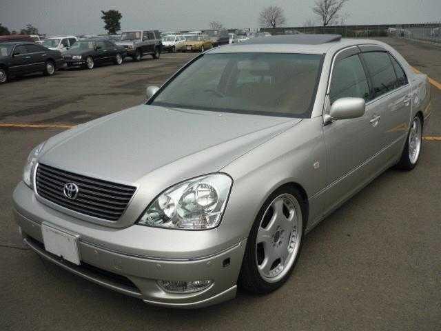 Toyota CELSIOR 2001 — фото автомобиля 1